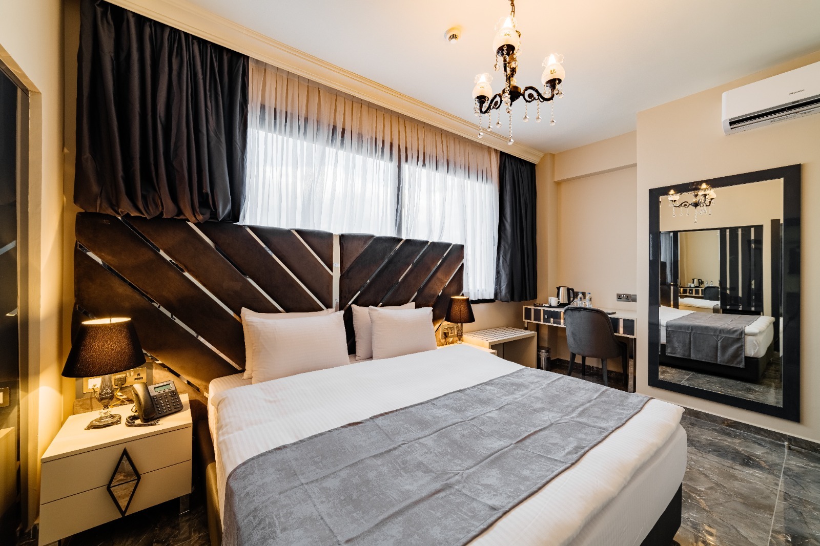 Unterkunft und Transport | Zypern IVF Klinik 12 Royal Palace Hotel 12