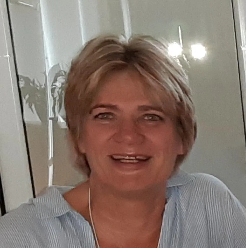 Home 3 monika boyer